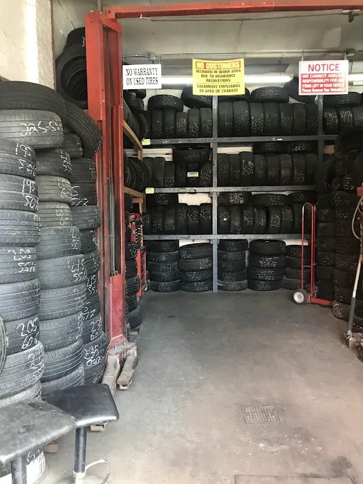 Twin’s Tires 3