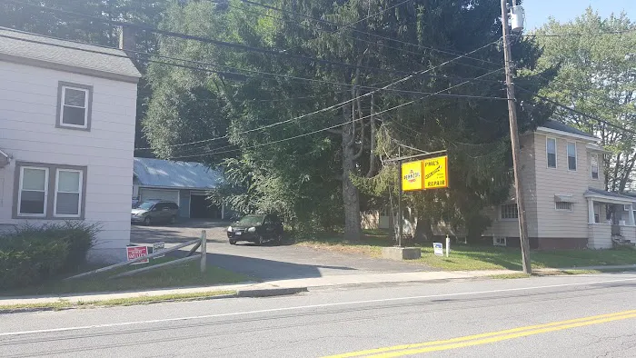 Phil's Truck & Auto Repair 1