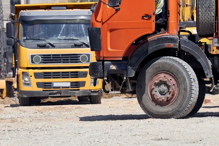 Mike's Truck Road Service & Tires 0