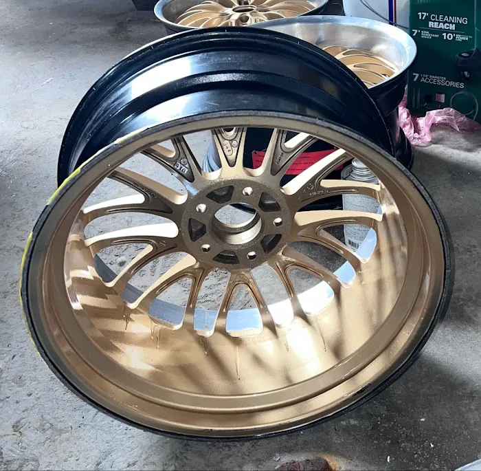 Deluxe Auto Werks 8