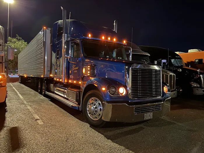 Kraus&Sons Truck Repair and Heavy Towing 0