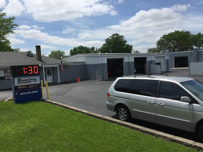 RIVERVIEW BODY SHOP INC 1