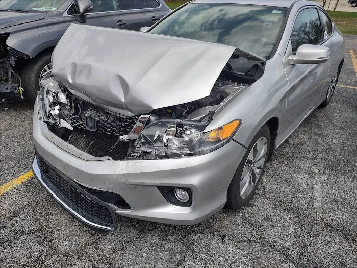 Burr Ridge Professional Car Care 3