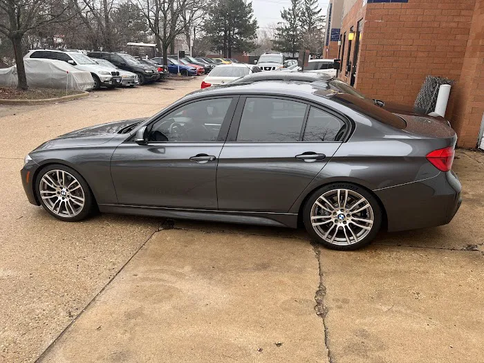 LukeG Workshop BMW Specialist 9