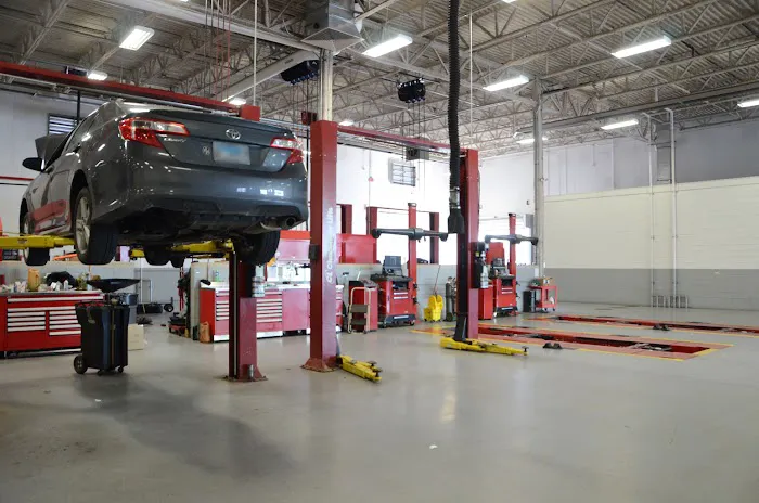 Elgin Toyota Service Center 4