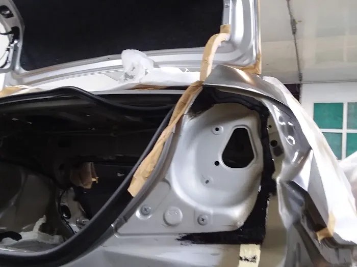 M K's Auto Body 3