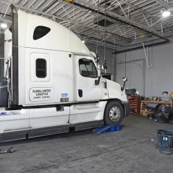 SCHAUMBURG TRUCK AND TRAILER REPAIR ico