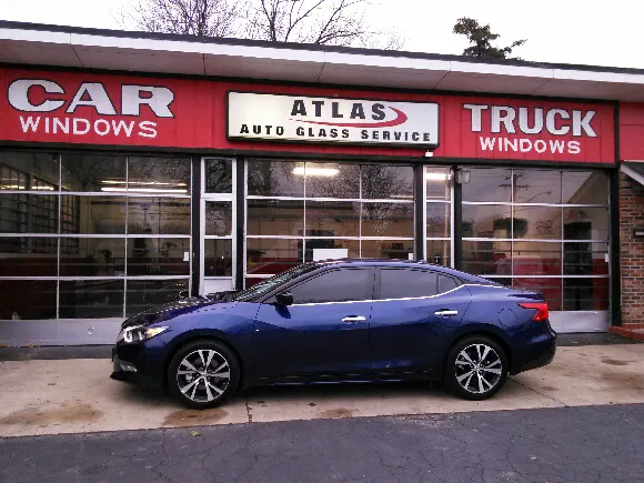 Atlas Auto Glass 7