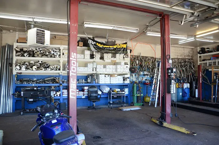Santis Mufflers 6