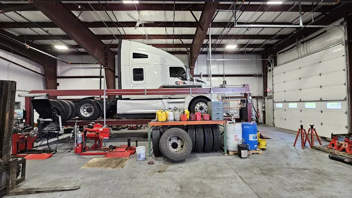GN Truck Repair Shop LLC 3