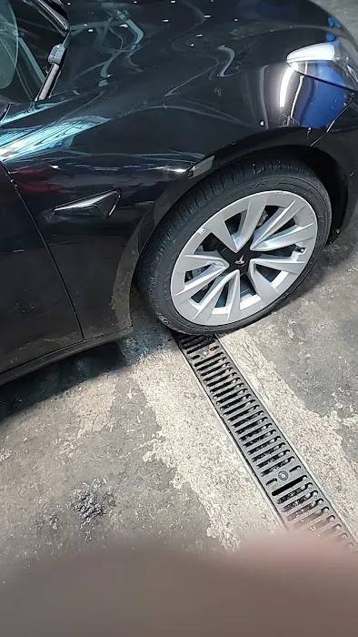 Benitez Tire Shop 3