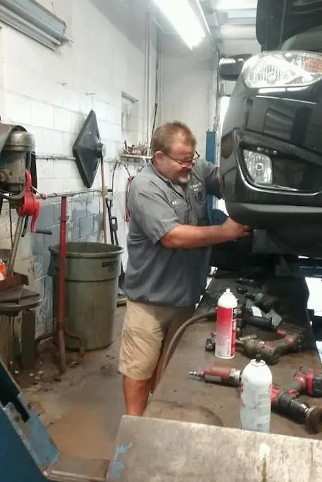 Hayes Auto & Truck Repair 3