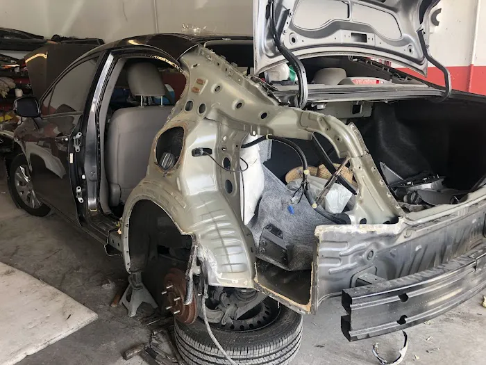LAX BODY SHOP 7
