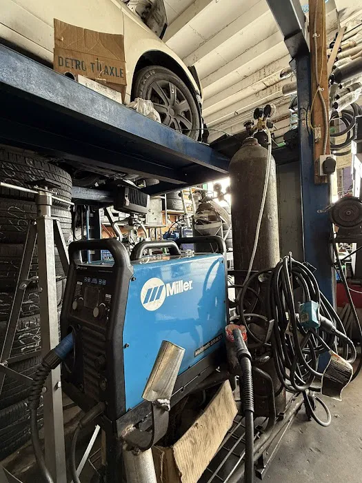 Salanic Auto repair 3