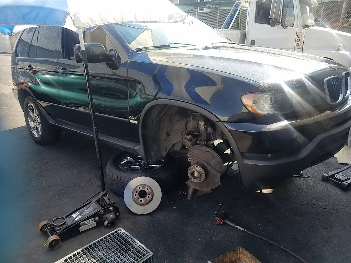 Cruz Complete Auto Repair 4