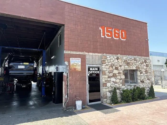 Gardena Collision Center 6