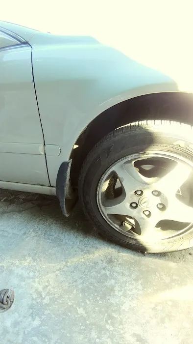 Brake and Tire 0