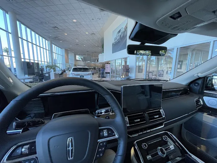 South Bay Ford Lincoln Service Center 0