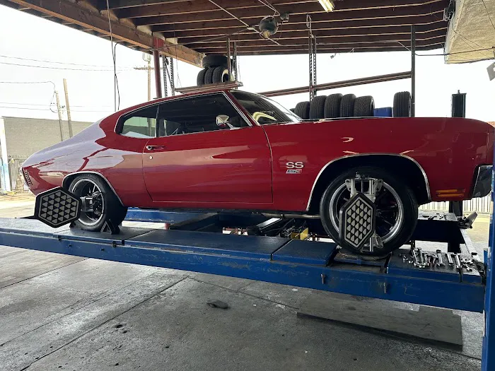El Tapatio Tires & Auto Repair 3