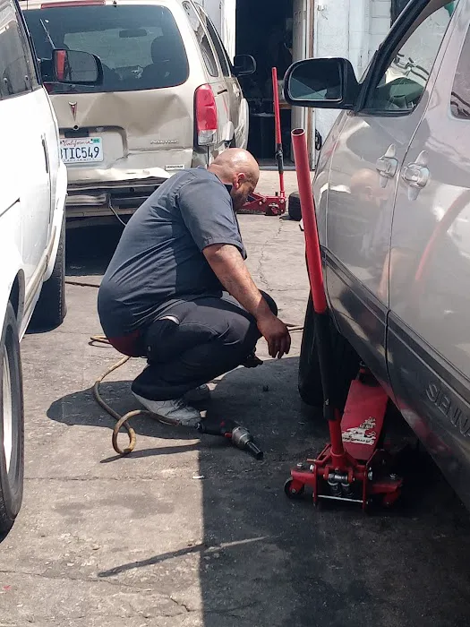 Helen's Tires 3