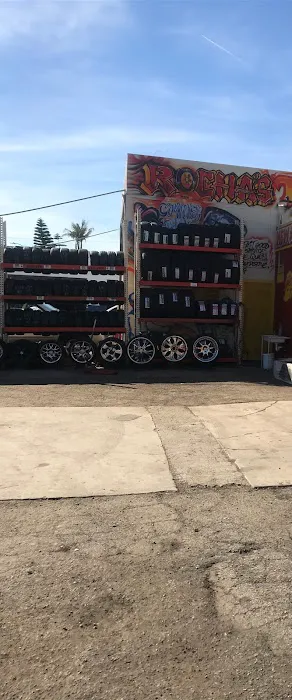 Rochas Tires 2