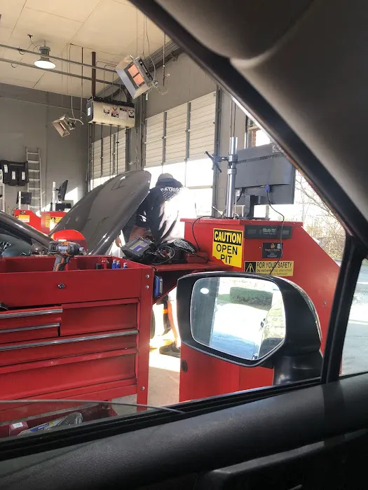 Express Oil Change & Tire Engineers 3