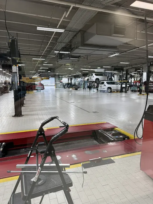 Nalley Lexus Roswell Service Center 7