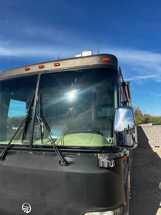Lucid Auto Glass & RV 4