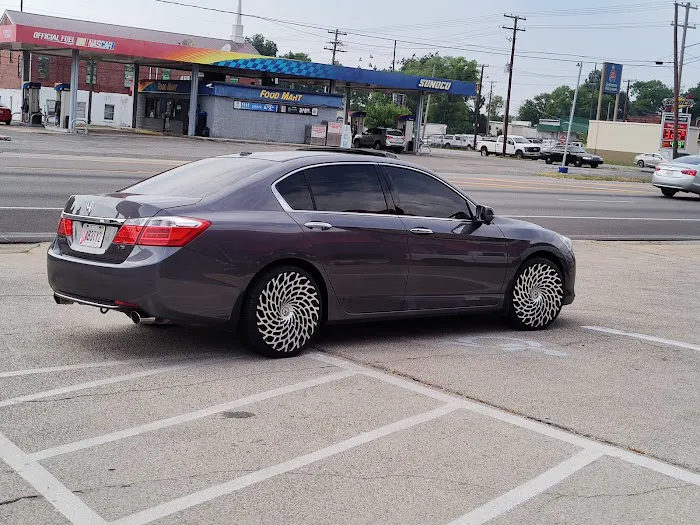 Azara Wheels 2