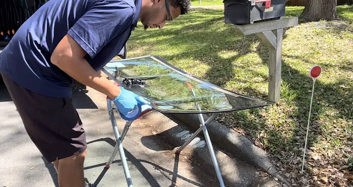 Florida's Finest Auto Glass LLC 2
