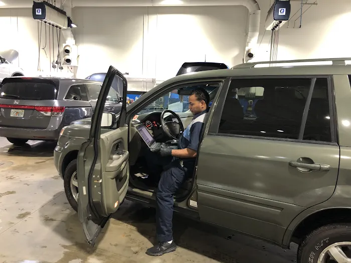 Brandon Honda Service Center 5