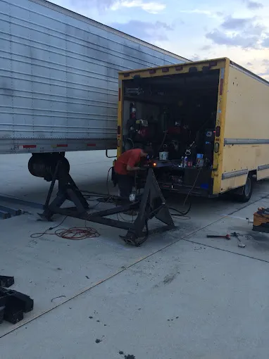 FLA Semi Truck & Trailer Repair 1