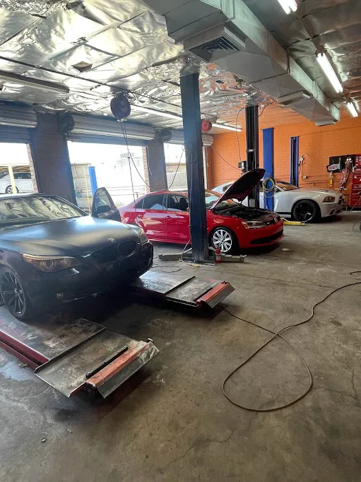 Danny’s Auto Repair Shop 2