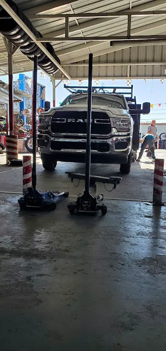 El Tingon Tire Shop (Welding & Wheel Repair) 8