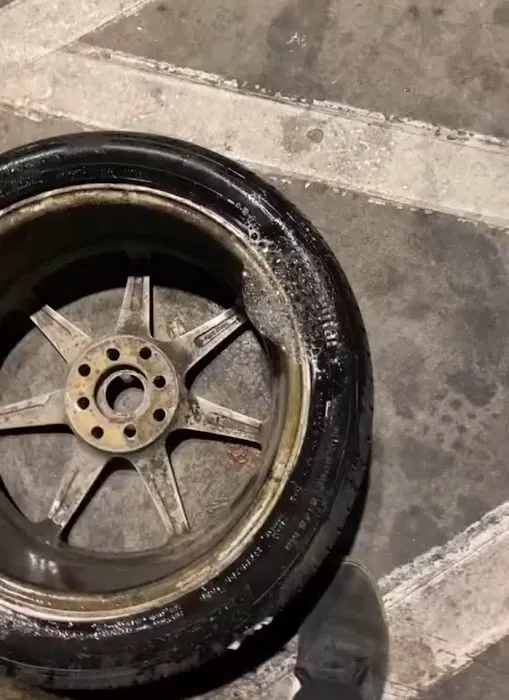 PINEDA'S TIRE SHOP 5