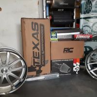 Bocho's Exhaust and Custom
