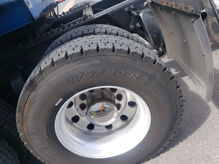Service Tire Truck Centers - Road Service in Milton, PA 0