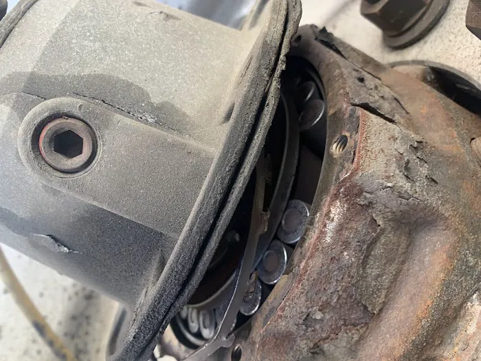 Cromley Truck & Trailer Repair 7