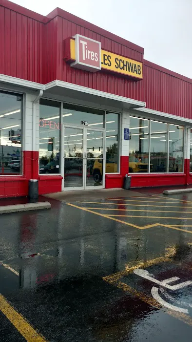 Les Schwab Tire Center 2