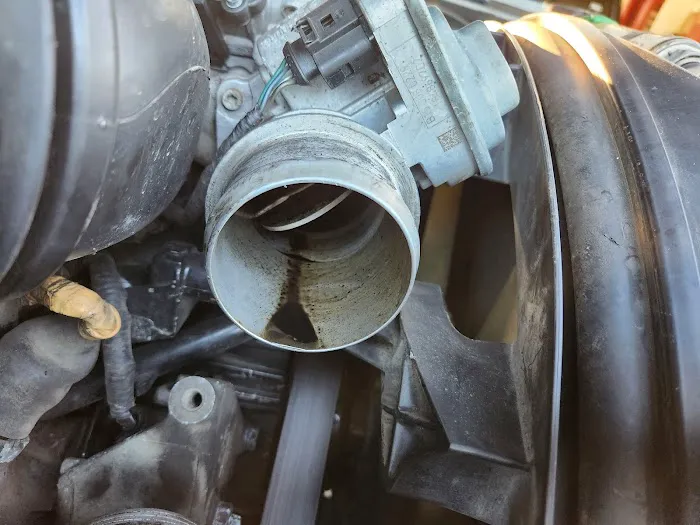 Right Price Auto Repair 5