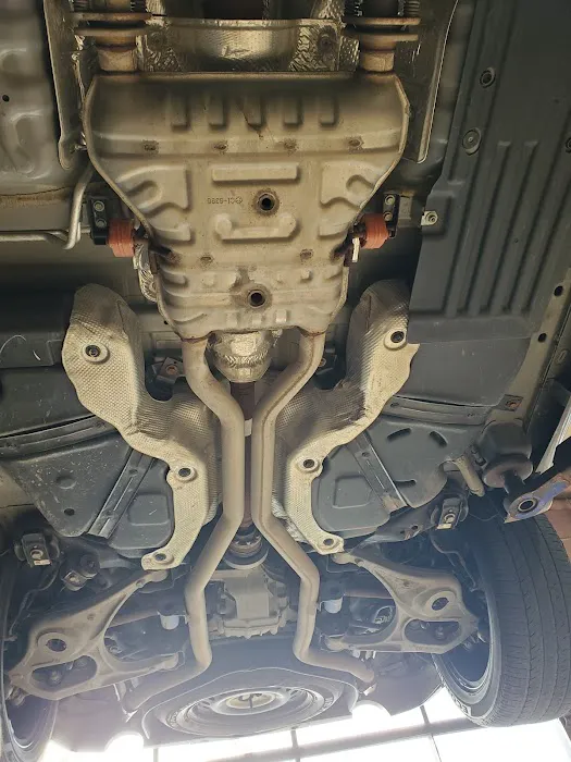 Muffler Man 0