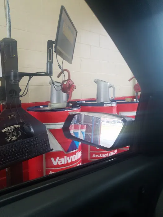 Valvoline Instant Oil Change 3