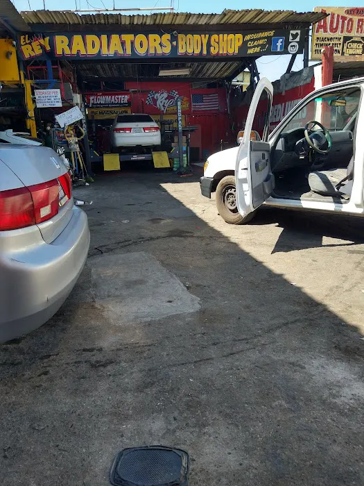 El Chui Auto Repair 3