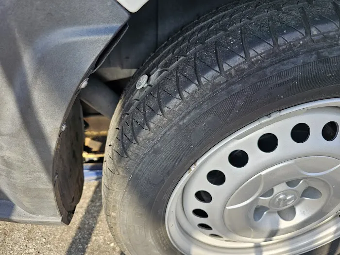 El Compa Tires & Wheels 9