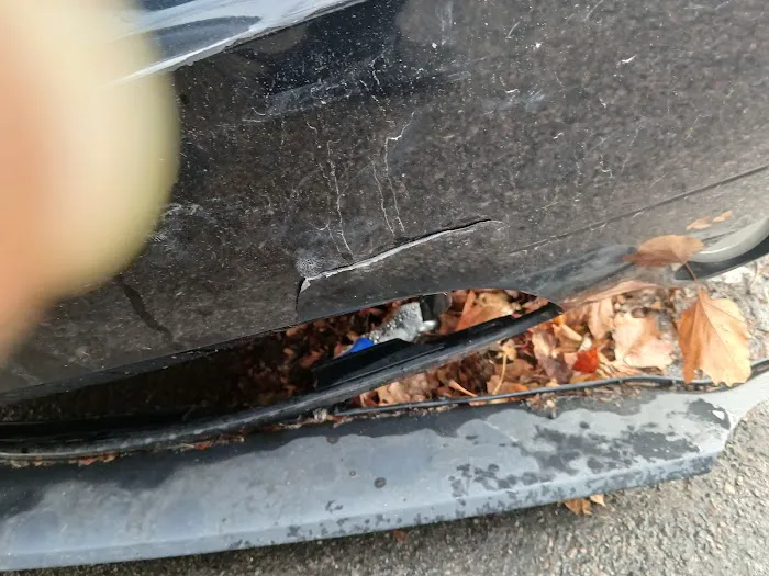 E&J AUTO BODY AND REPAIRS 7