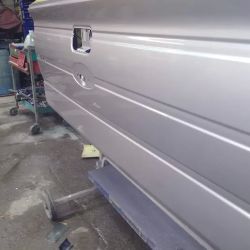 Mh Auto Body ico