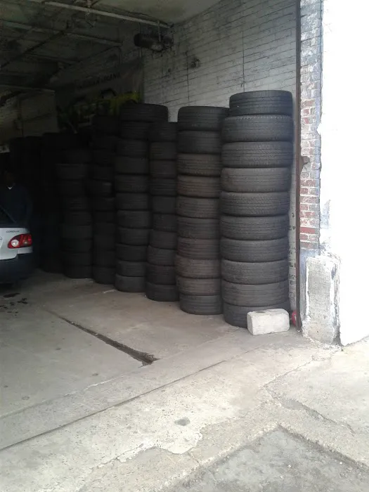Tire Giants 8