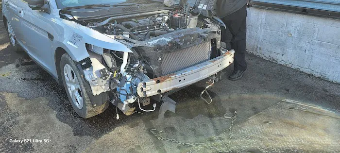 B & J Auto Repair Shop 7