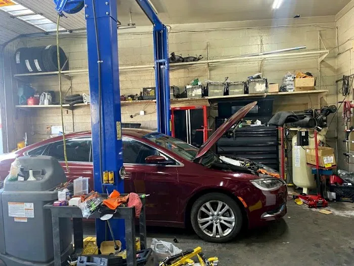 Victoria & J Auto Repair Service Center 3