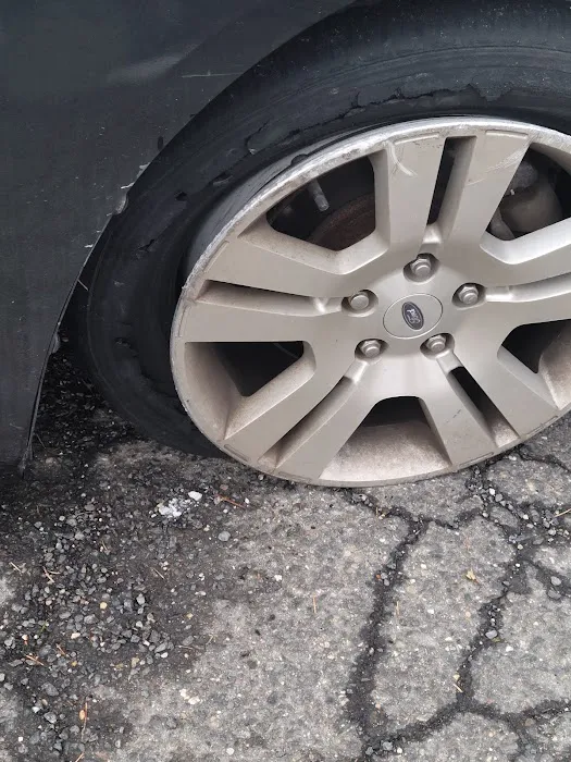 WILKINSONS TIRE & AUTO 2